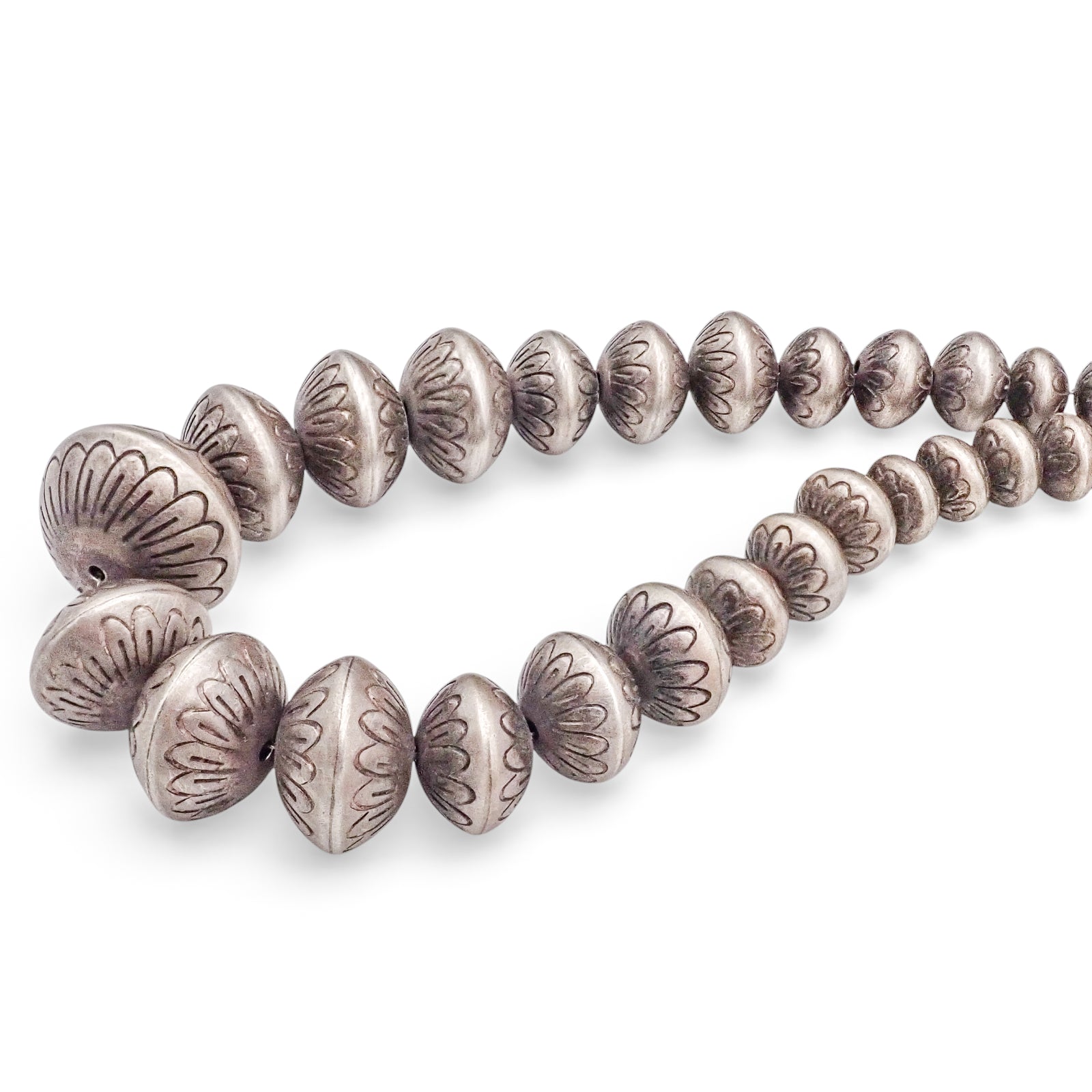 Late 20th Century Native American Hand-Chased Sterling Silver Graduated Navajo Pearls Bead Necklace