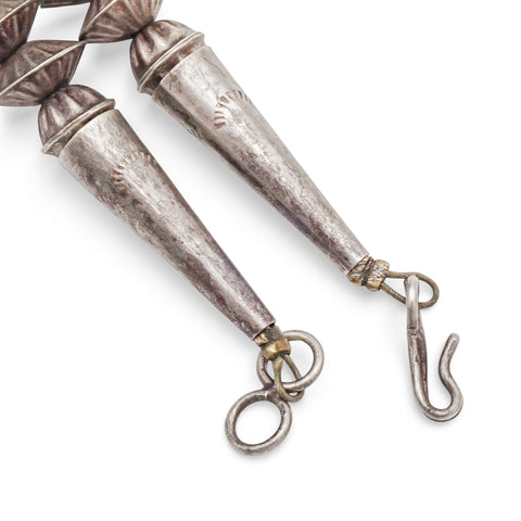 Late 20th Century Native American Hand-Chased Sterling Silver Graduated Navajo Pearls Bead Necklace