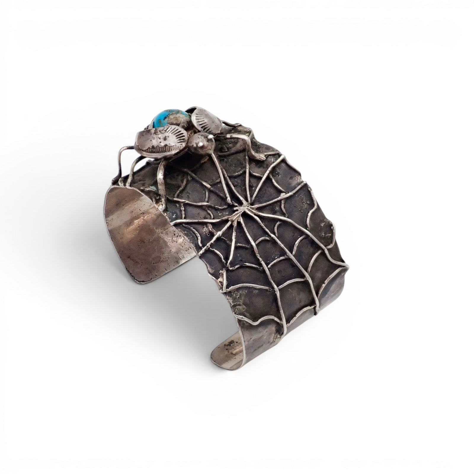1970s Southwestern Navajo Kingman Turquoise Spider Sterling Silver Raised Web Shank Cuff Bracelet