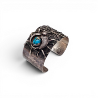1970s Southwestern Navajo Kingman Turquoise Spider Sterling Silver Raised Web Shank Cuff Bracelet