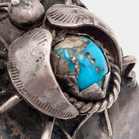 1970s Southwestern Navajo Kingman Turquoise Spider Sterling Silver Raised Web Shank Cuff Bracelet