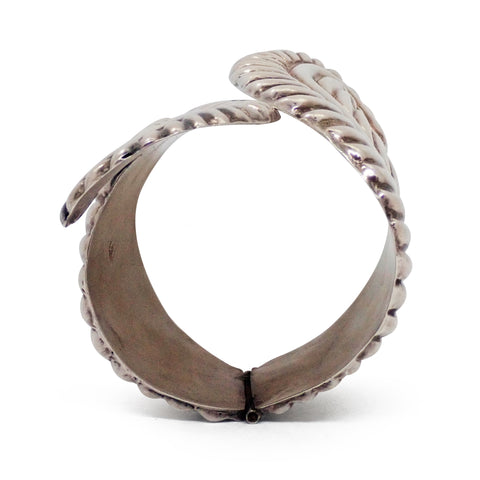 1950s TAXCO Sterling Silver Swirl Fern Motif Hinged Clamper Bracelet & Ring Set